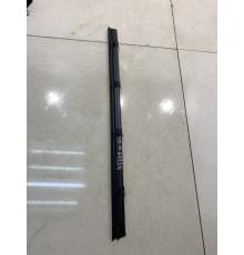 Уплотнитель стекла (задний, правый)