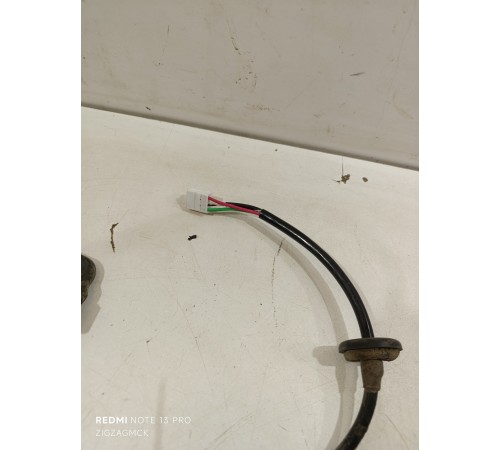 Датчик ABS задний левый