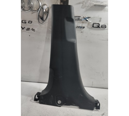 Обшивка центральной стойки левая нижняя