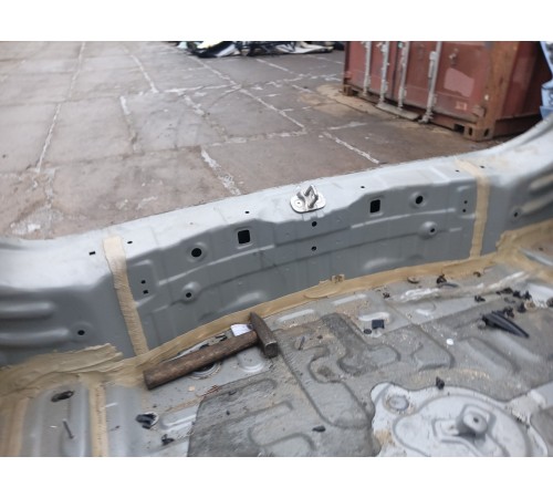 Панель задняя