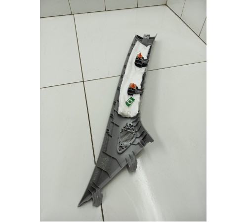 Обшивка стойки лобового стекла левая