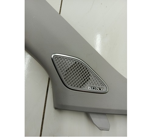 Обшивка стойки лобового стекла левая