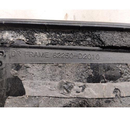 Молдинг двери(передний левый)