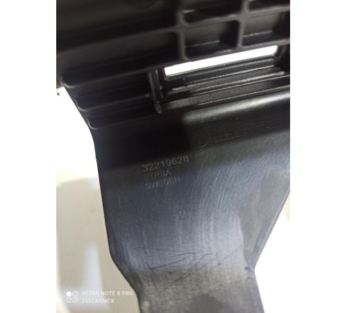 Кронштейн(крепление) порога задний правый внутренний