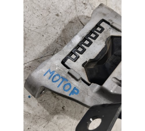 Подушка (опора) двигателя