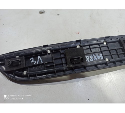 Накладка порога (задняя левая)