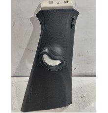 Обшивка центральной стойки(правая верхняя) Обшивка центральной стойки(правая верхняя)