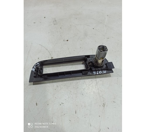 Накладка салона с розеткой 12V