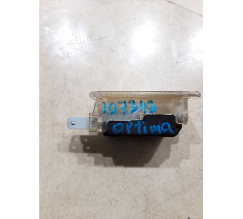 Плафон внутреннего освещения салона