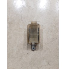 Плафон внутреннего освещения салона