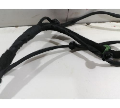 Электропроводка двери передняя левая