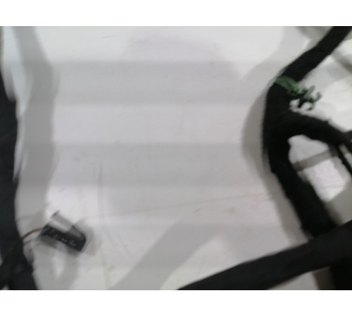 Электропроводка двери передняя левая