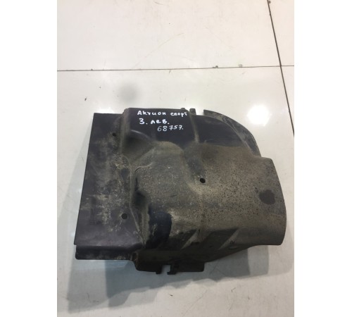 Пыльник (задний, левый)