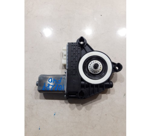 Моторчик стеклоподъемника (задний правый)