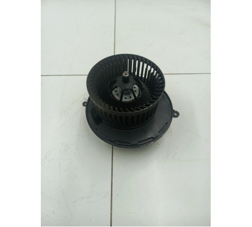 Моторчик отопителя (печки)