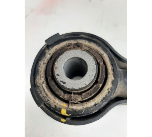 Рычаг подвески(задний левый)