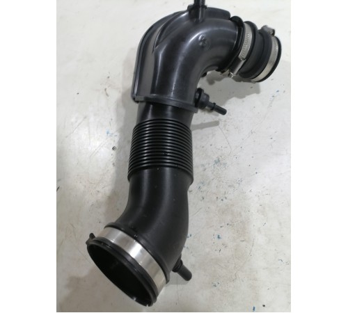 Патрубок воздушного фильтра