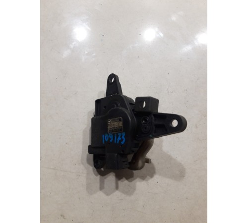 Моторчик привода заслонок отопителя