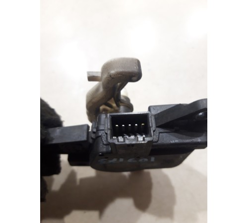 Моторчик привода заслонок отопителя