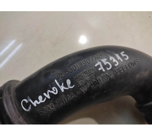 Патрубок воздушного фильтра