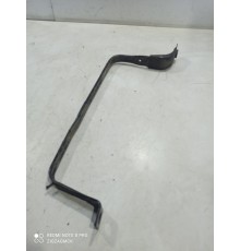 Крепление топливного бака правое