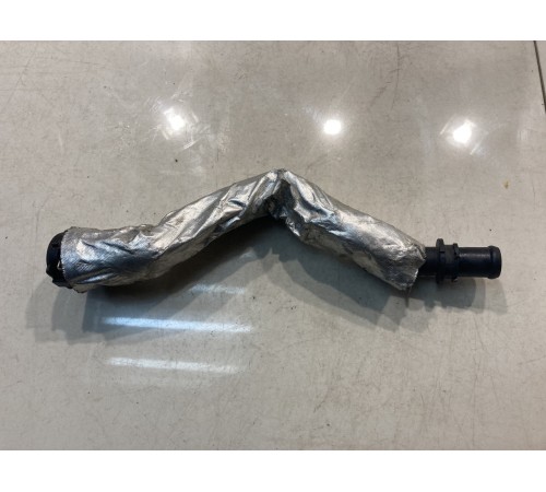 Патрубок системы охлаждения