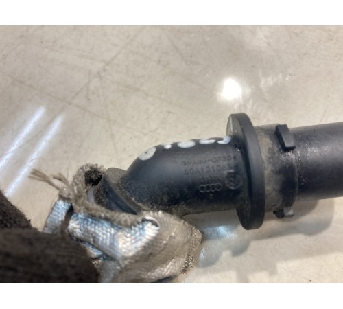 Патрубок системы охлаждения