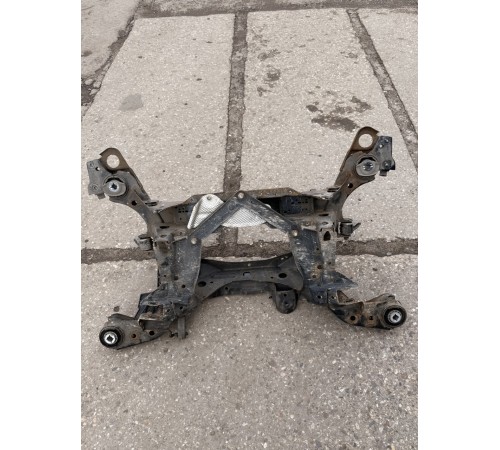 Балка подвески (подрамник) задняя