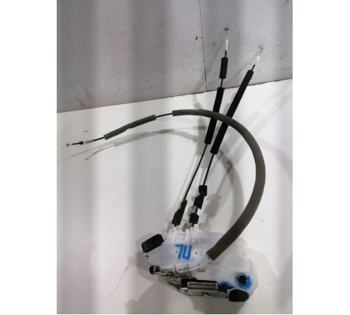 Замок двери передний левый