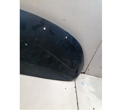 Спойлер крышки багажника