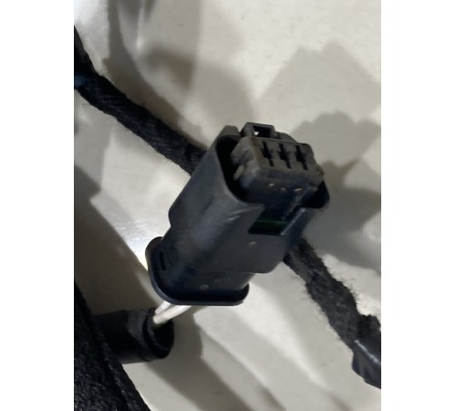 Электропроводка крышки багажника