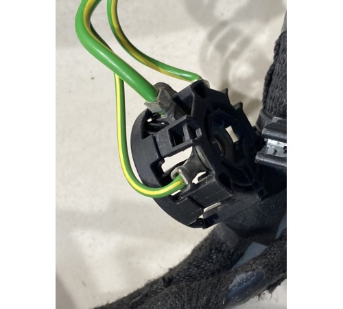 Электропроводка крышки багажника