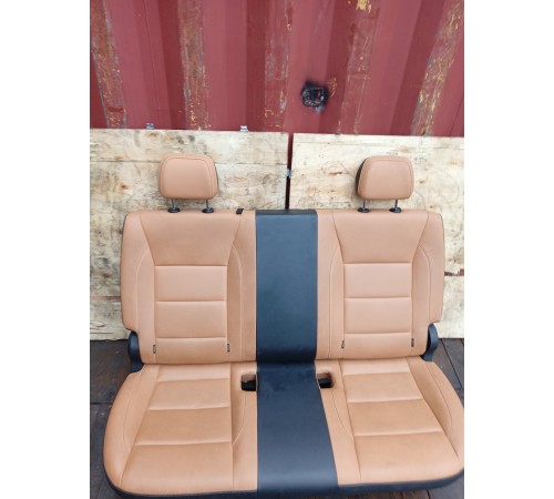 Задний ряд сидений