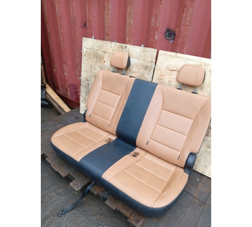 Задний ряд сидений