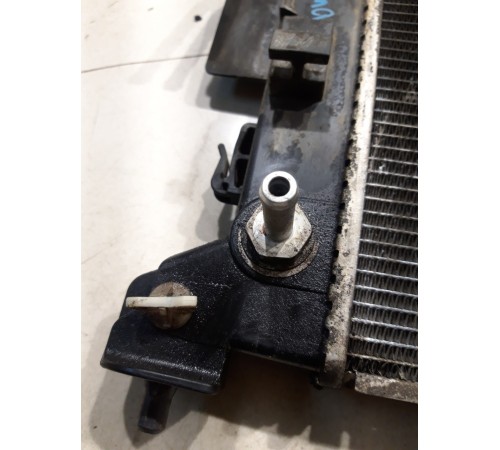 Радиатор охлаждения двигателя