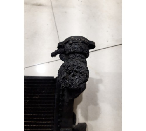 Радиатор охлаждения двигателя