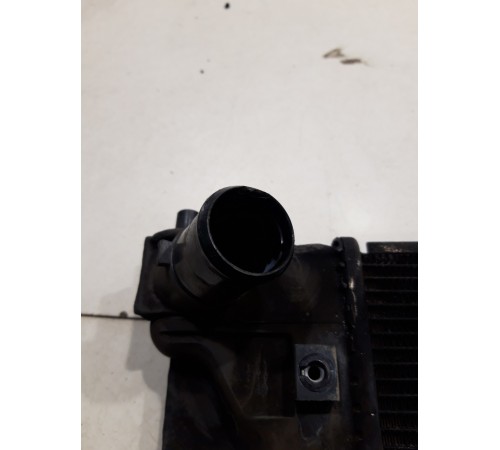 Радиатор охлаждения двигателя