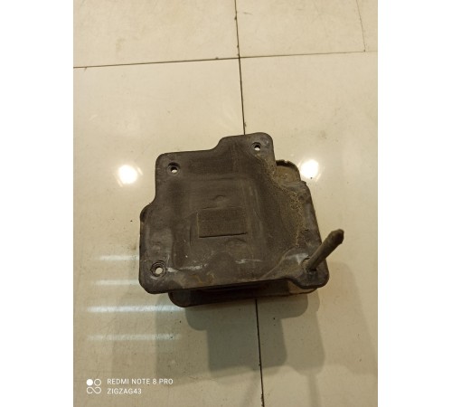 Кронштейн усилителя заднего бампера(правый)