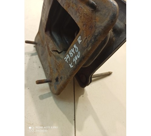 Кронштейн усилителя заднего бампера(правый)