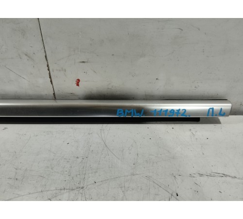 Уплотнитель стекла (передний левый наружный)