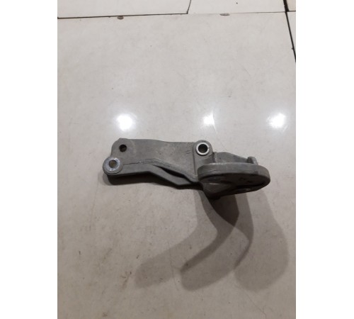 Кронштейн(крепление) МКПП