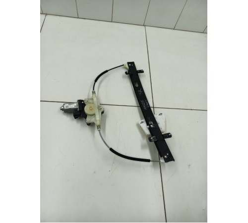 Стеклоподьемник задний правый в сборе