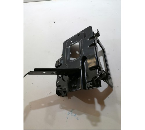 Площадка под АКБ аккумулятор