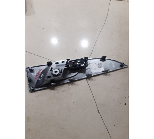 Ручка двери (задняя правая внутренняя)