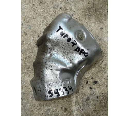 Экран тепловой соединения турбины