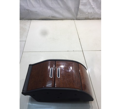 Бардачок (задний)