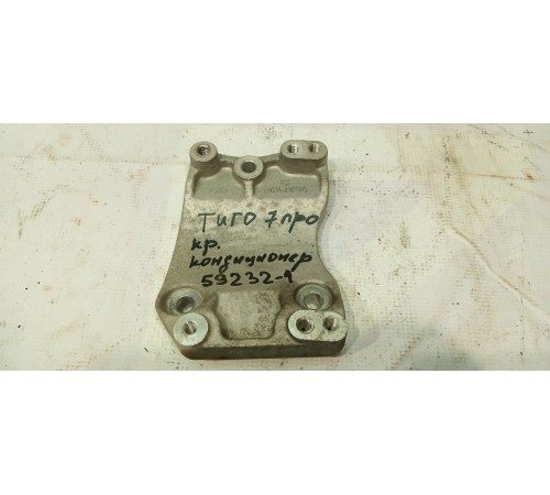 Кронштейн компрессора кондиционера