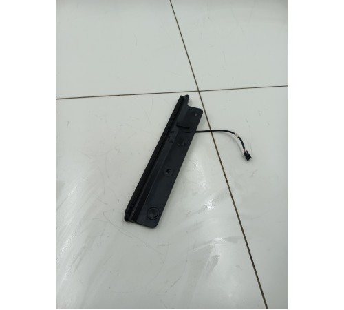 Датчик положения двери багажника левый