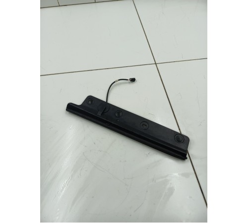 Датчик положения двери багажника левый