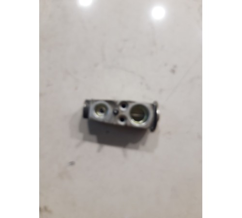 Расширительный клапан кондиционера